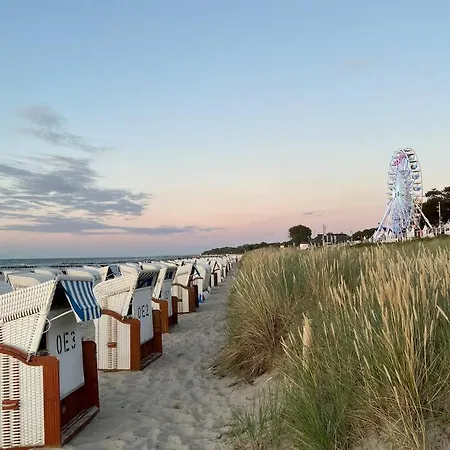 Schlossstrasse Dom wakacyjny